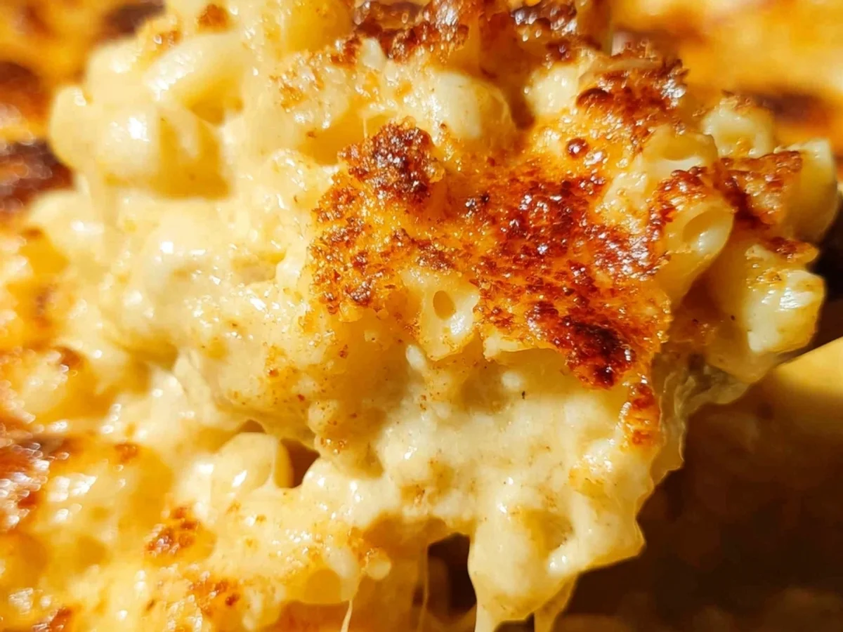 Creamy Soul Food Baked Mac & Cheese Recipe - Image 1