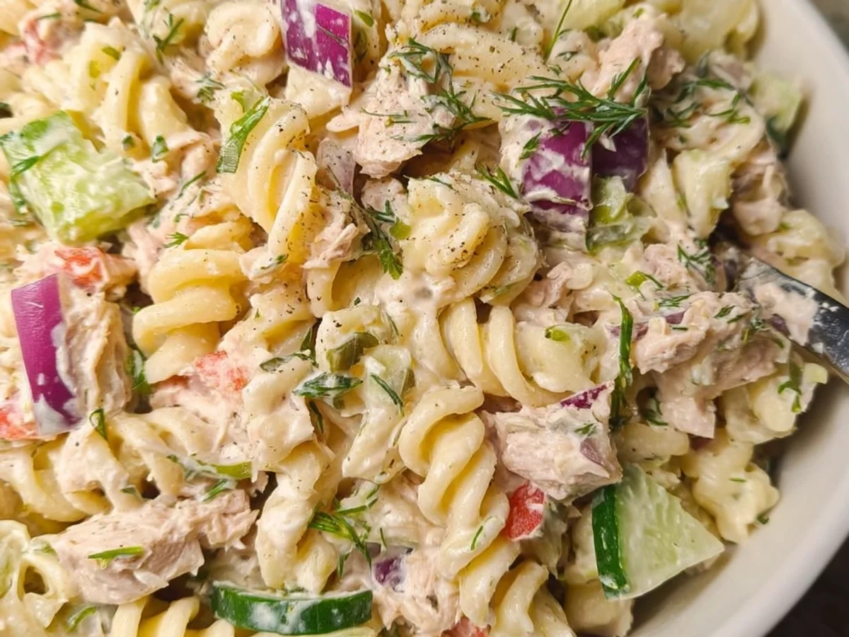 Easy Creamy Tuna Pasta Salad - Image 1