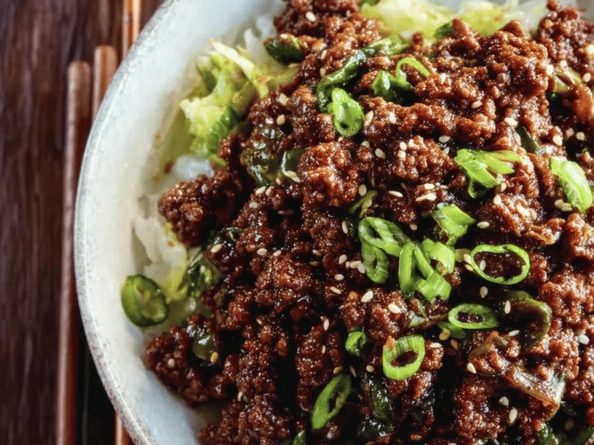 Korean Ground Beef & Slaw: Quick & Easy Weeknight Meal - Image 1