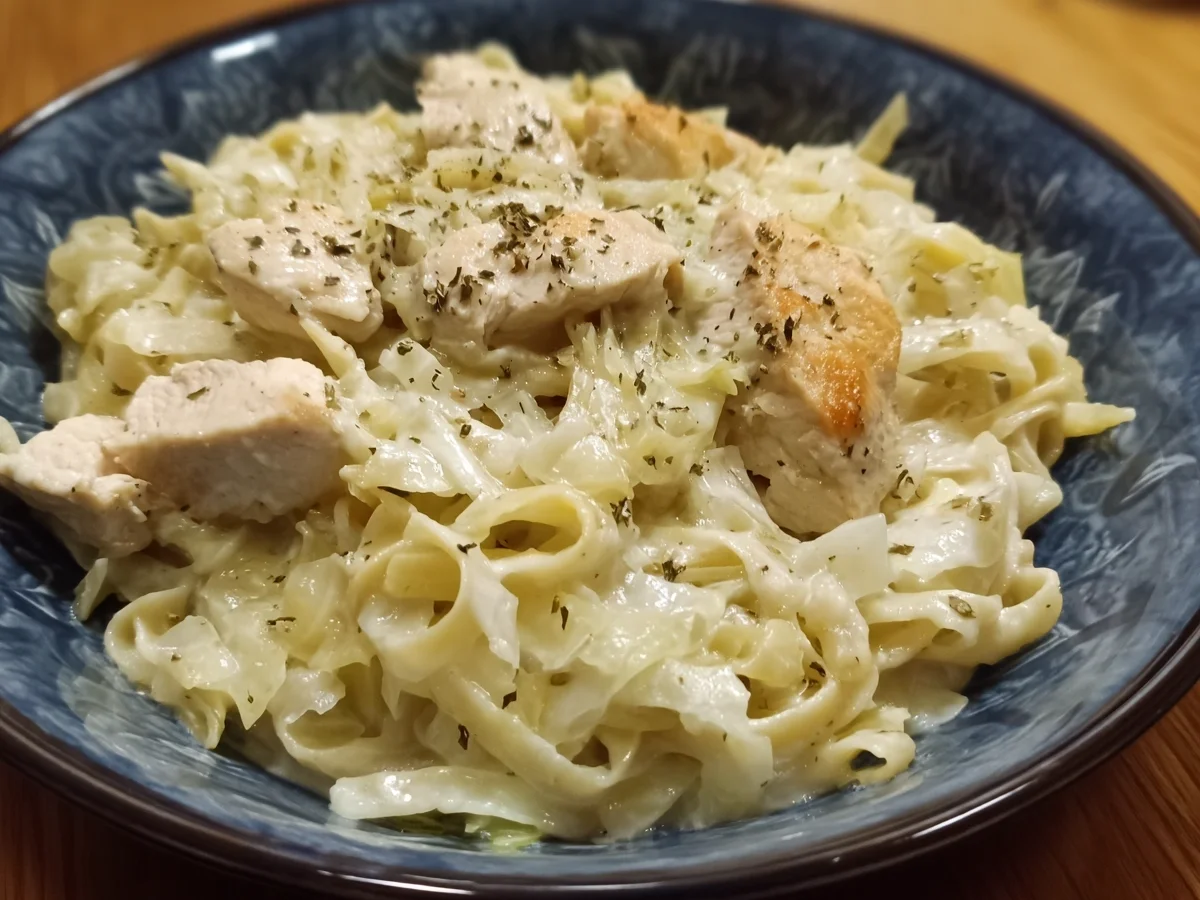 Low-Carb Creamy Alfredo Cabbage Pasta - Image 1