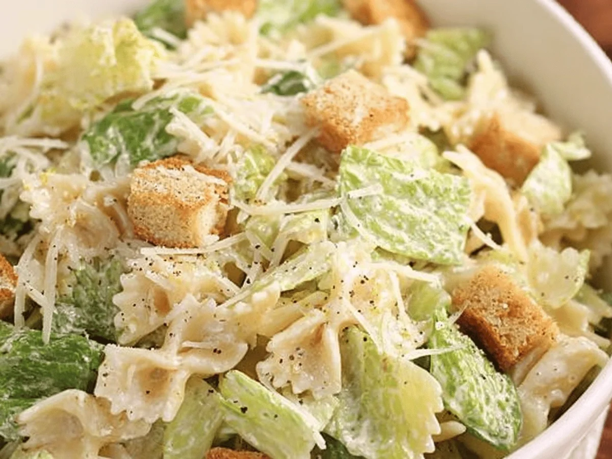 Pasta Caesar Salad Recipe: A Fresh Take on a Classic Dish - Image 1