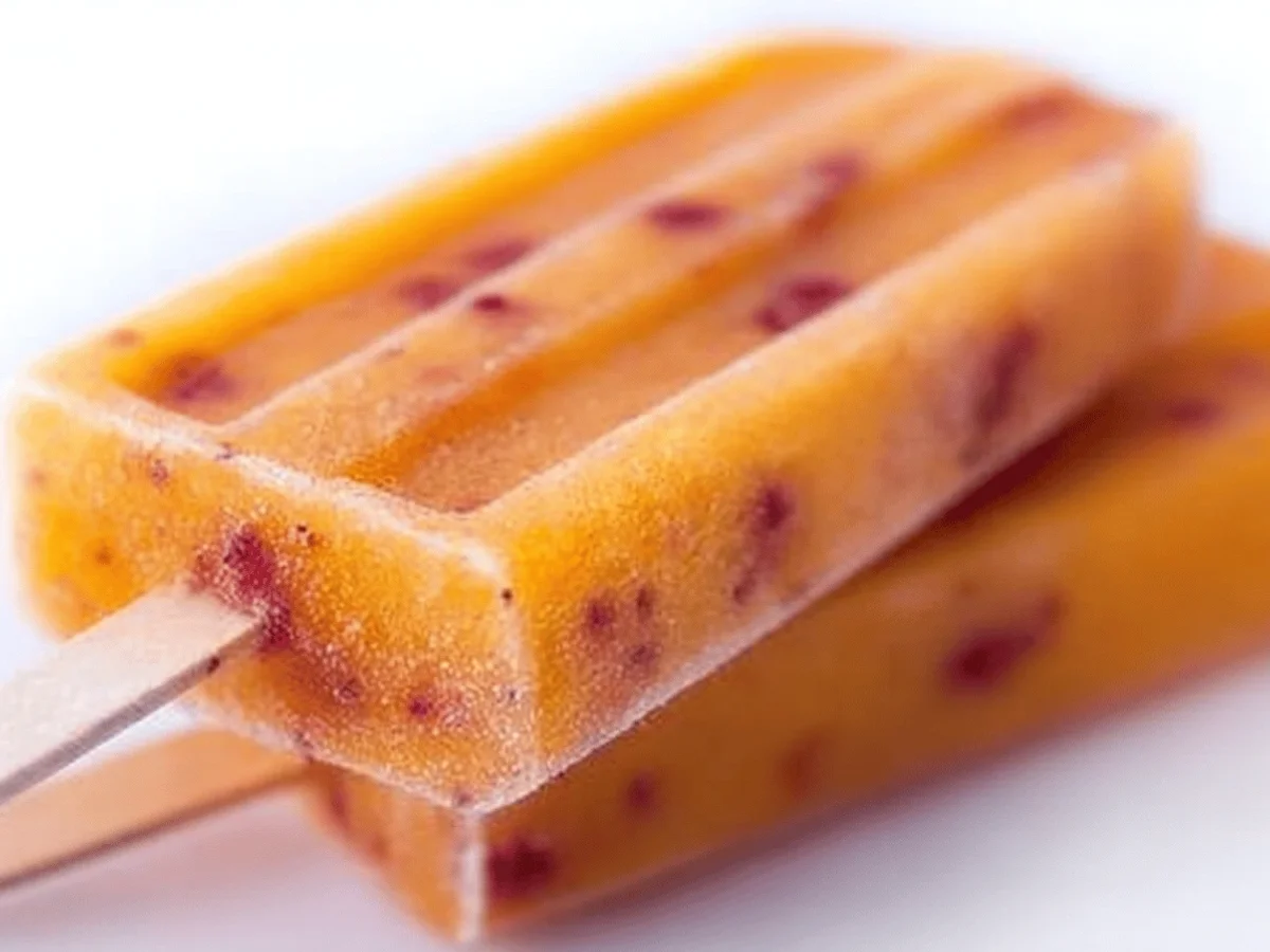Ripe Peach Popsicles: Refreshingly Sweet Summer Treat - Image 1