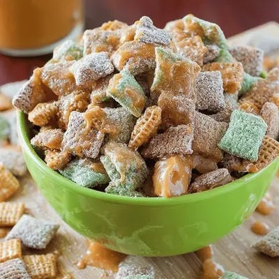 Caramel Apple Puppy Chow Recipe: A Sweet Fall Treat