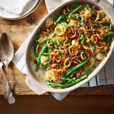 Creamy Green Bean and Potato Casserole with Crispy Onions