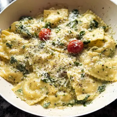 Creamy Pesto Ravioli: Quick & Delicious