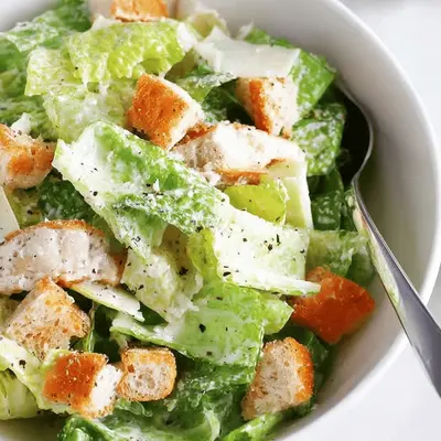 Easy Classic Caesar Salad Recipe