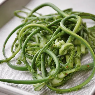 Garlic Scape Pesto Recipe: Bright, Bold, and Flavorful