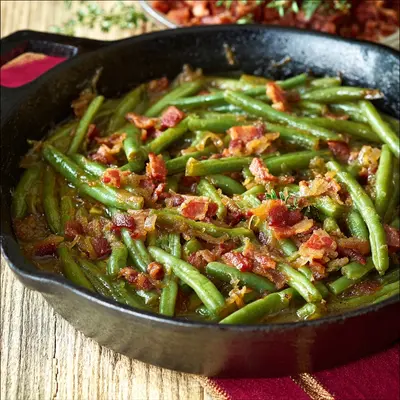 Homestyle Smothered Green Beans: Southern Comfort