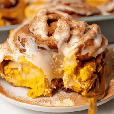 Pumpkin Cinnamon Rolls: A Soft, Sweet Autumn Treat