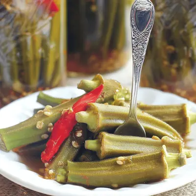 Spicy Pickled Okra Recipe for Tangy Snacking