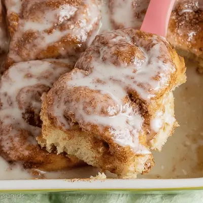 TikTok Viral Cinnamon Rolls - A Sweet Treat for Every Occasion